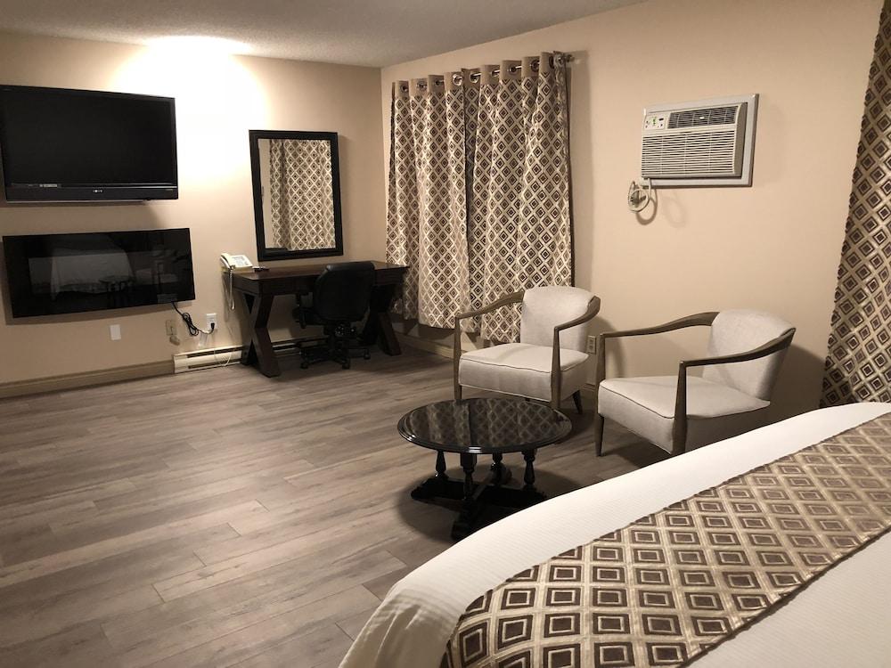 Days Inn By Wyndham Фредериктон Экстерьер фото
